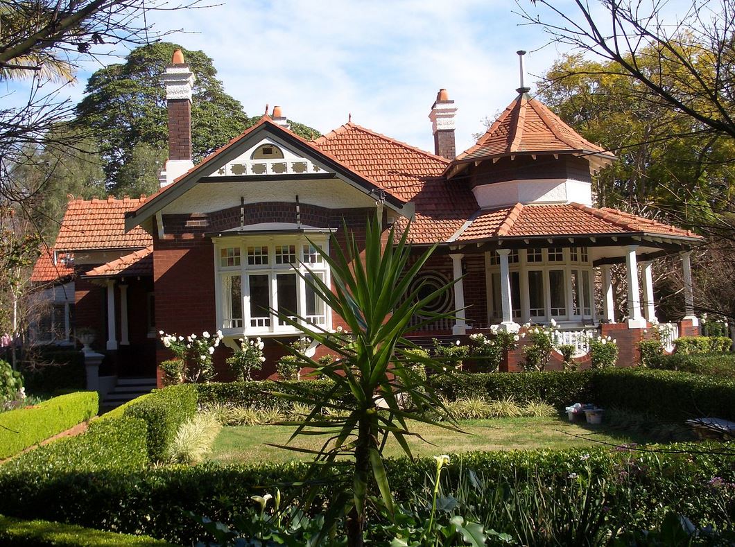 Federation Queen Anne Homes (c1895-1915)